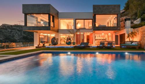Villa with Sea View
