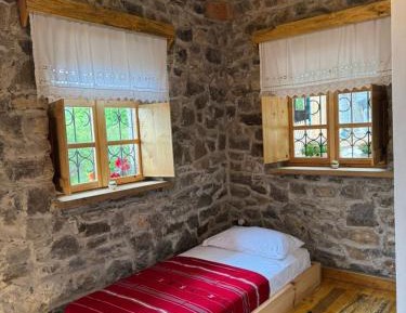 Triple Room with Mountain View
