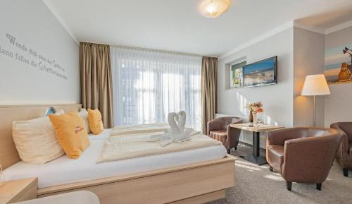 Junior Suite with Pantry Kitchen