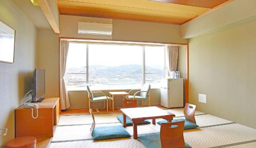 Standard Japanese-Style-Room 32 square yards (Top Floor) - Indoor Bath - Non-Smoking