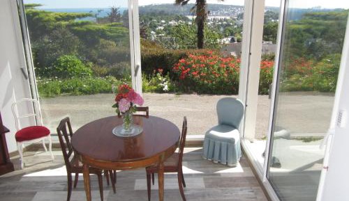 Studio Apartment with Sea View
