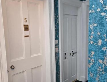 Single Room with Private External Bathroom