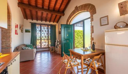 One-Bedroom Holiday Home