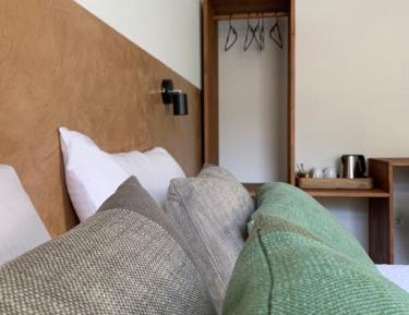 Twin Room with Mountain View