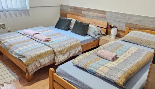 Comfort Triple Room with Shower