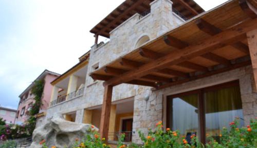 One-Bedroom Apartment - Ground Floor