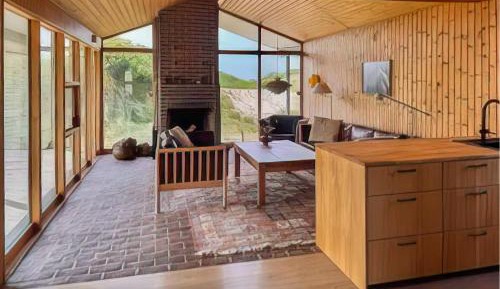 Three-Bedroom Holiday Home 