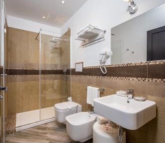 Superior Double Room with Balcony