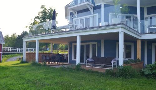 Two-Bedroom Apartment with View