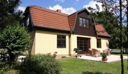 Five-Bedroom Holiday Home