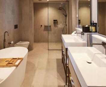 King Suite