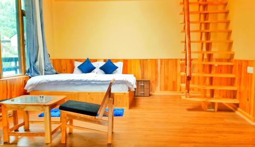 Queen Room