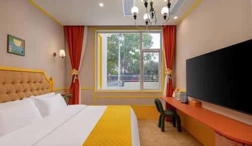 One-Bedroom Suite