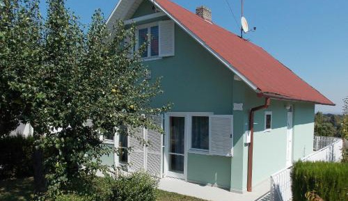 Three-Bedroom Townhouse