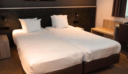 Superior Room with two single beds
