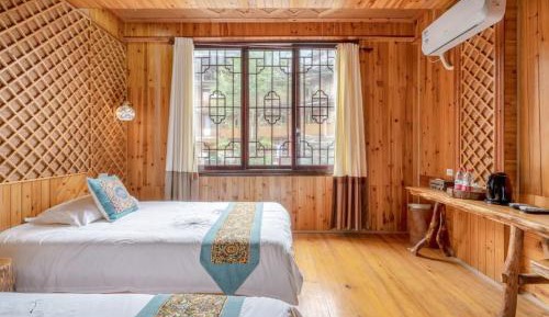 Twin Room with Mountain View