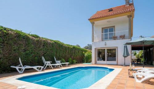 Seven-Bedroom House