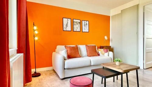 Superior Apartment - Orange