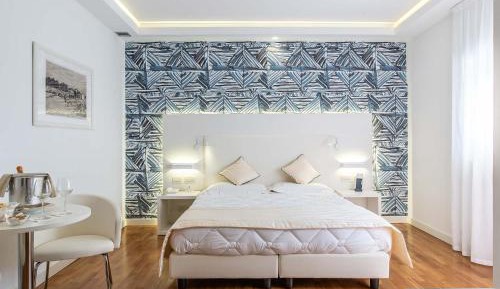 Deluxe Double Room with Terrace and Sea View