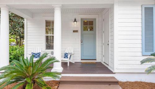 Three-Bedroom Holiday Home 