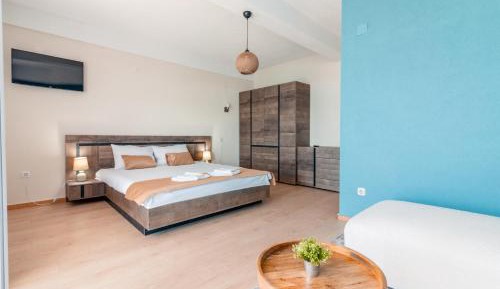 Comfort Triple Room