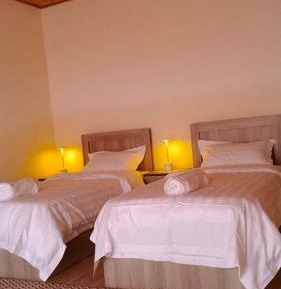 Triple Room with Mountain View