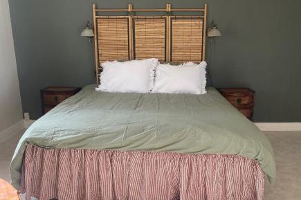 Deluxe Double Room (2 Adults + 1 Child)