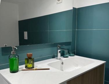 Deluxe Double or Twin Room with Mountain View