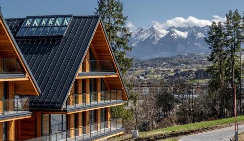 One-Bedroom Apartment with Balcony and Mountain View  