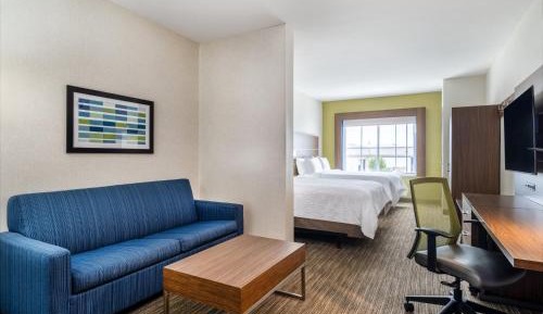 Standard Room with Two Queen Beds