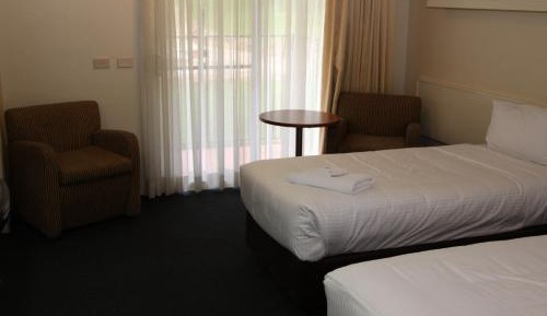 Twin Room with Pool View