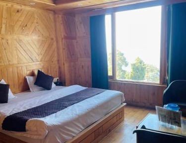 Double Room with Mountain View