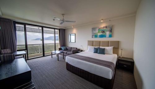 Queen Room with Sea View