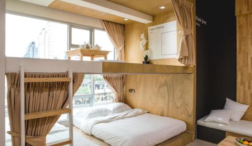 Deluxe Family Suite