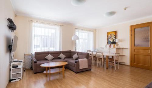 Three-Bedroom Apartment with Balcony