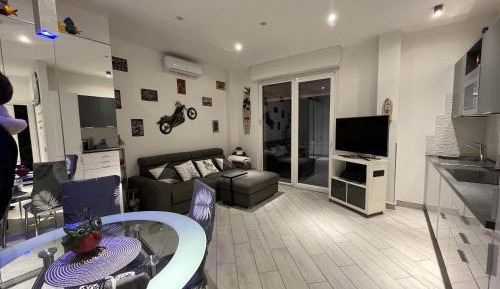 Apartment with Pool View 