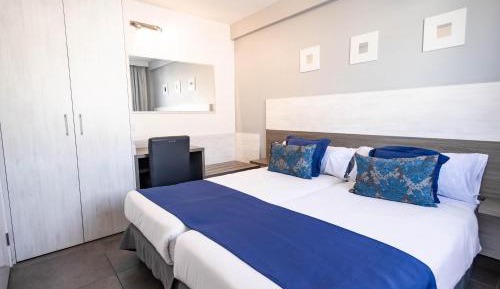 Classic One bedroom apartment with terrace