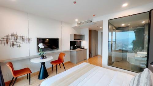 Single Room with Bath