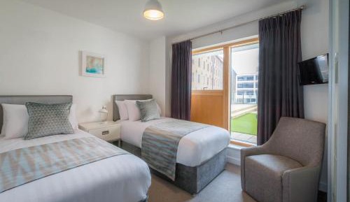 Two-Bedroom Apartment without View