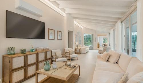 Deluxe Villa