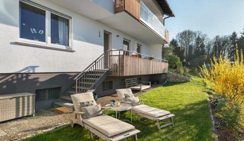 Superior One-Bedroom Apartment with Balcony