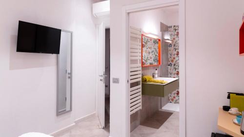 Queen Room - Disability Access