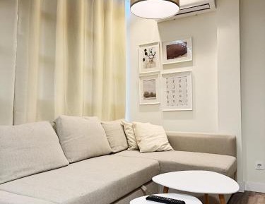 One-Bedroom Deluxe Apartment
