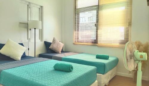 Deluxe Double or Twin Room with City View