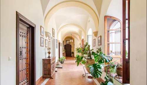Luxury Three-Bedroom Duplex