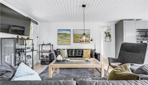 Four-Bedroom Holiday Home