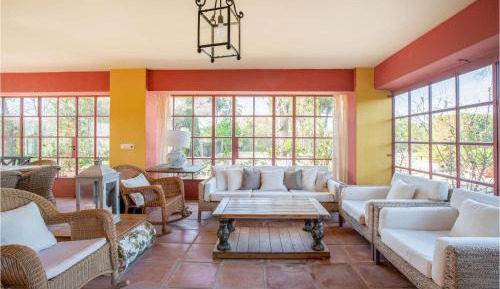 Five-Bedroom Holiday Home