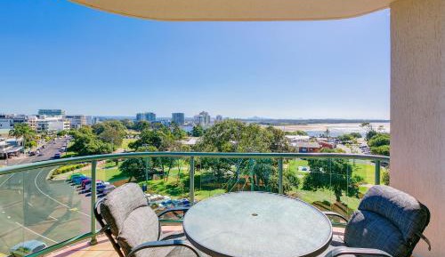 Three-Bedroom Apartment with Ocean and River View