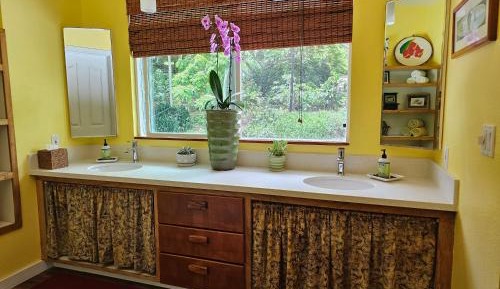 Queen Room with Ocean View