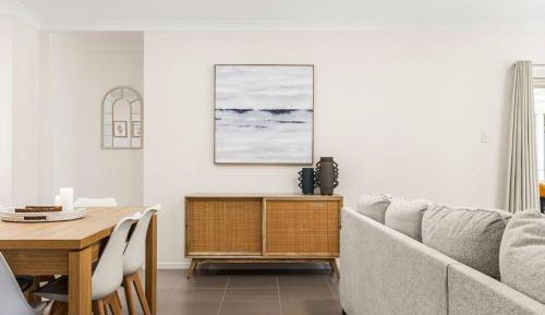 Three-Bedroom Holiday Home 